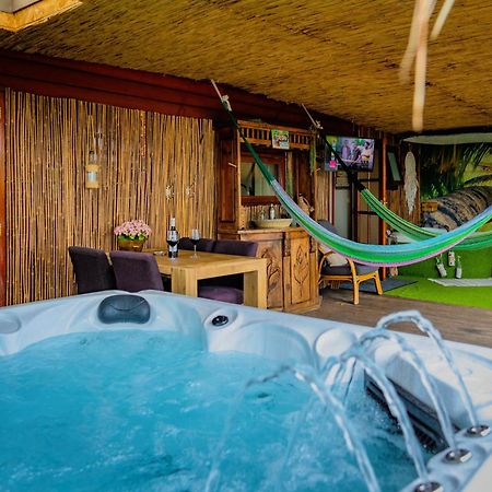 Drents Genieten - Kraaiheide Met Prive Jacuzzi Erm Exteriör bild